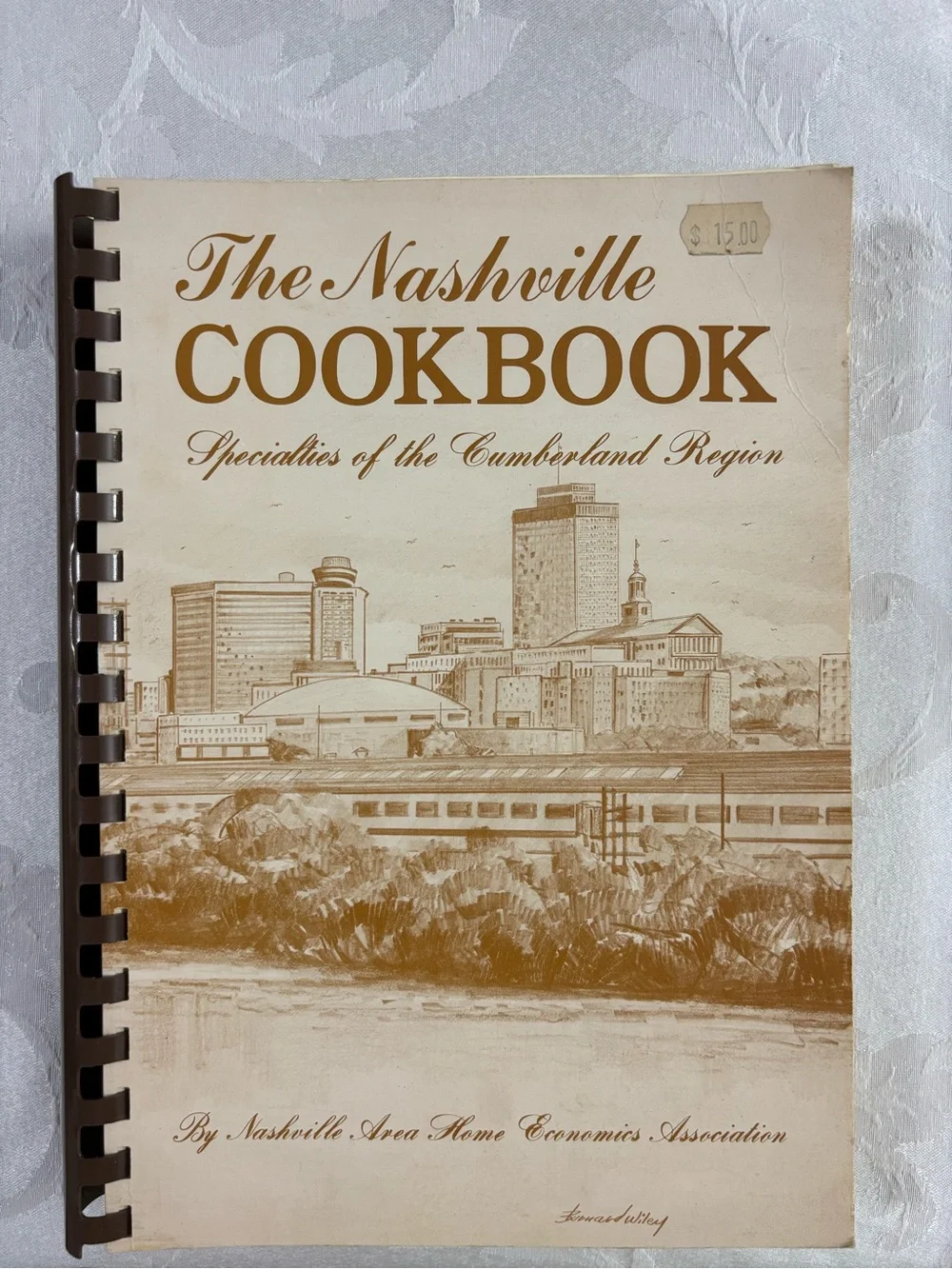 VTG The Nashville Cookbook Specialies Of Cumberland Region Recipes 1976